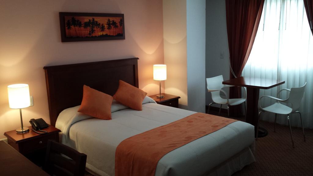 בוגוטה Blu Inn Hotel מראה חיצוני תמונה