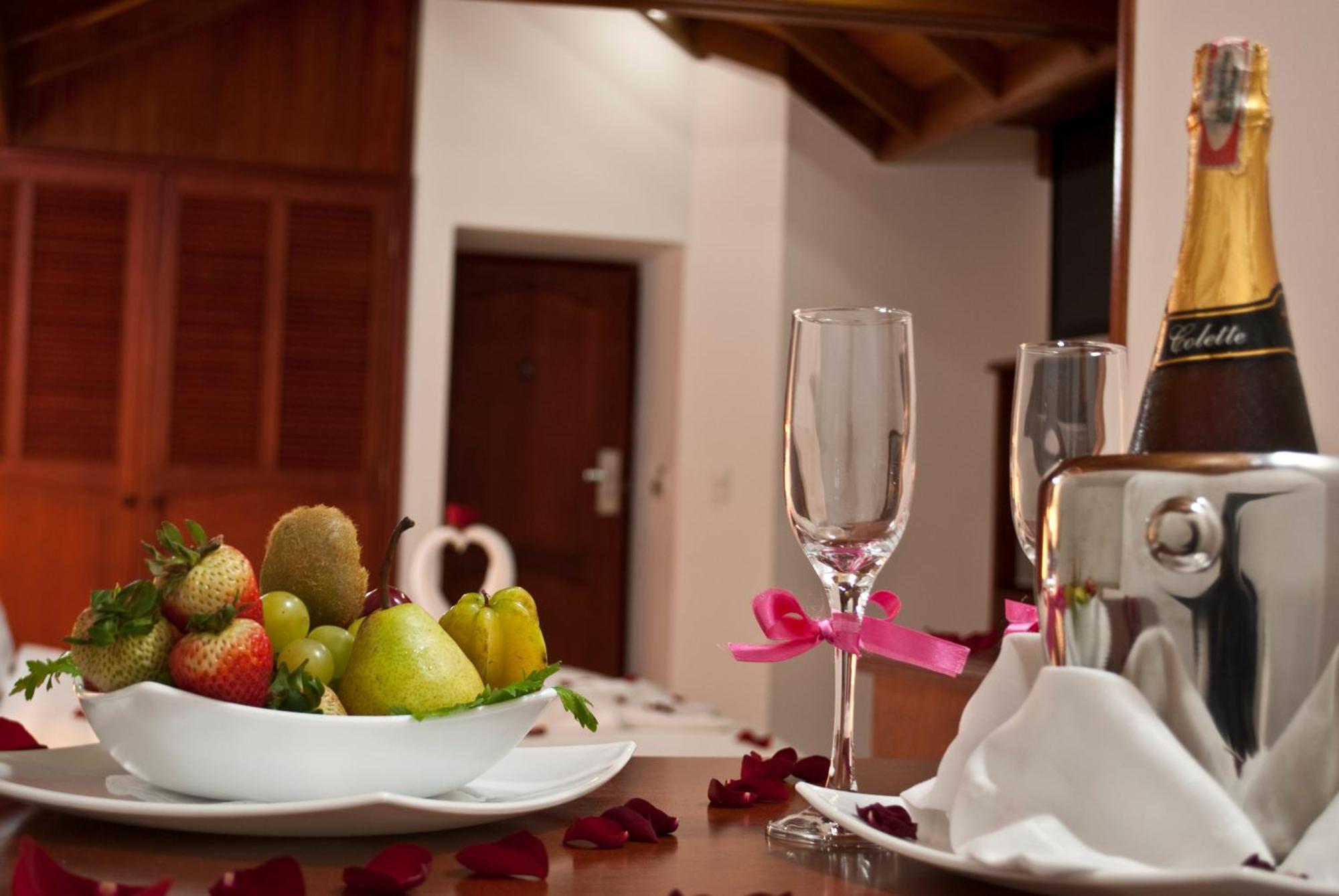 בוגוטה Blu Inn Hotel מראה חיצוני תמונה